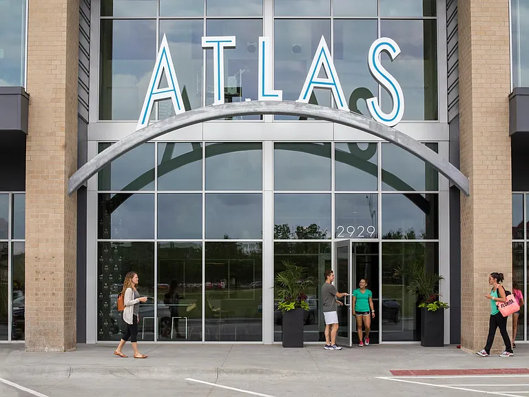 The Atlas — Photo 7