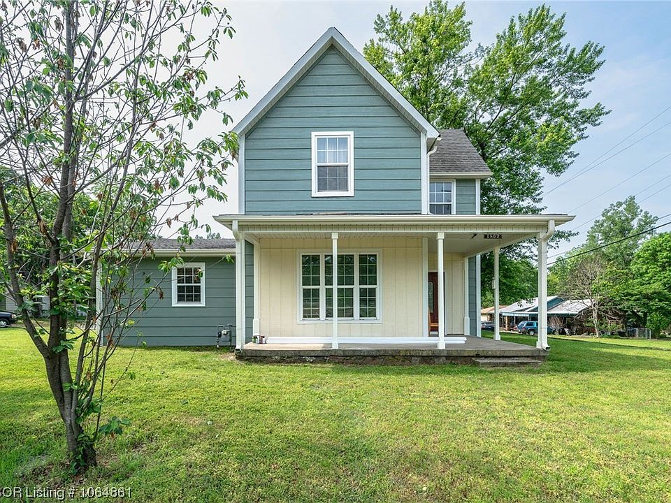 1st image of 1802 Poplar St