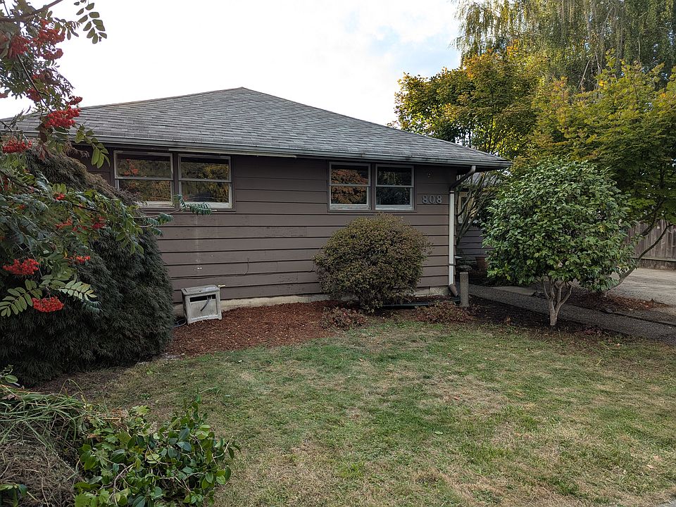 1st image of 808 9th St SW