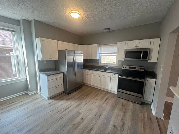 2nd image of 7429 Park Ave #2