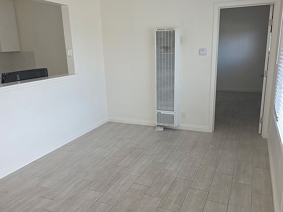 4th image of 218 W Wilson Ave APT 8