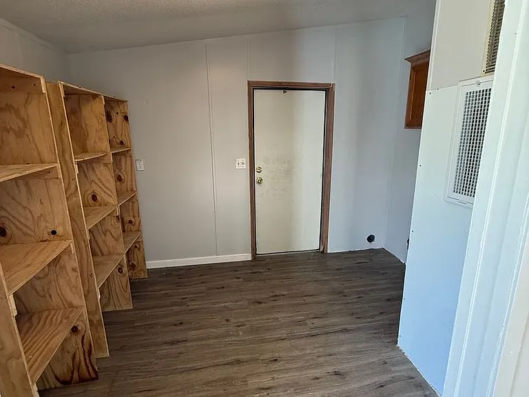 156 Sonnyland Dr — Photo 15