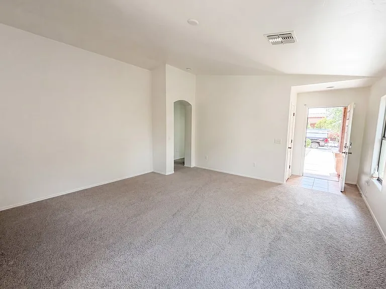 1018 E Lyle Canyon Dr — Photo 14