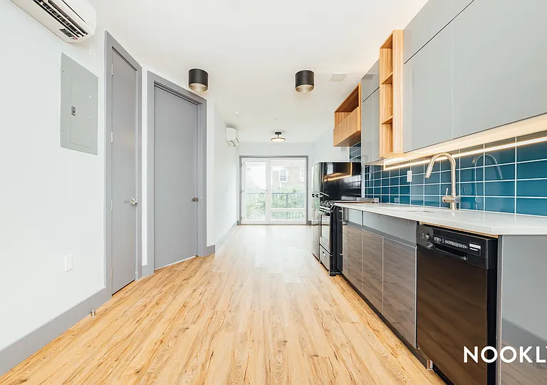 210 Parkville Ave #6A — Photo 6