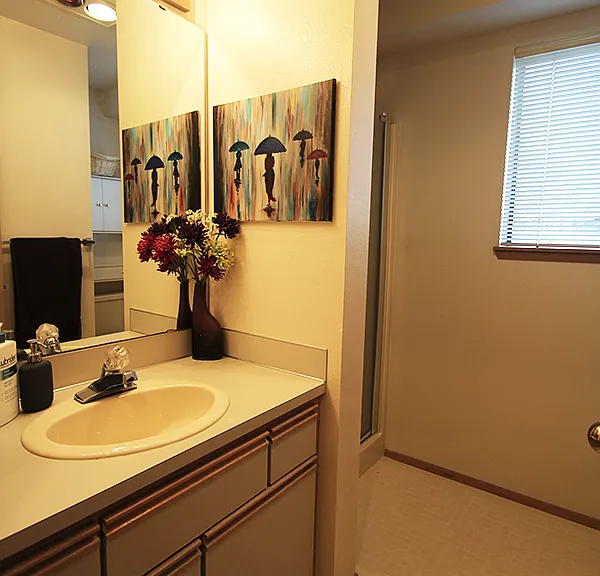 15 4th Ave #1 — Photo 13