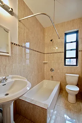 Rented by Compass | media 10