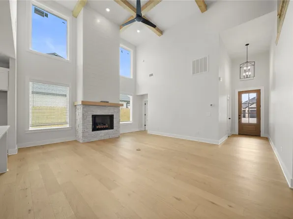 1340 Josephine Dr, Centerton, AR 72719