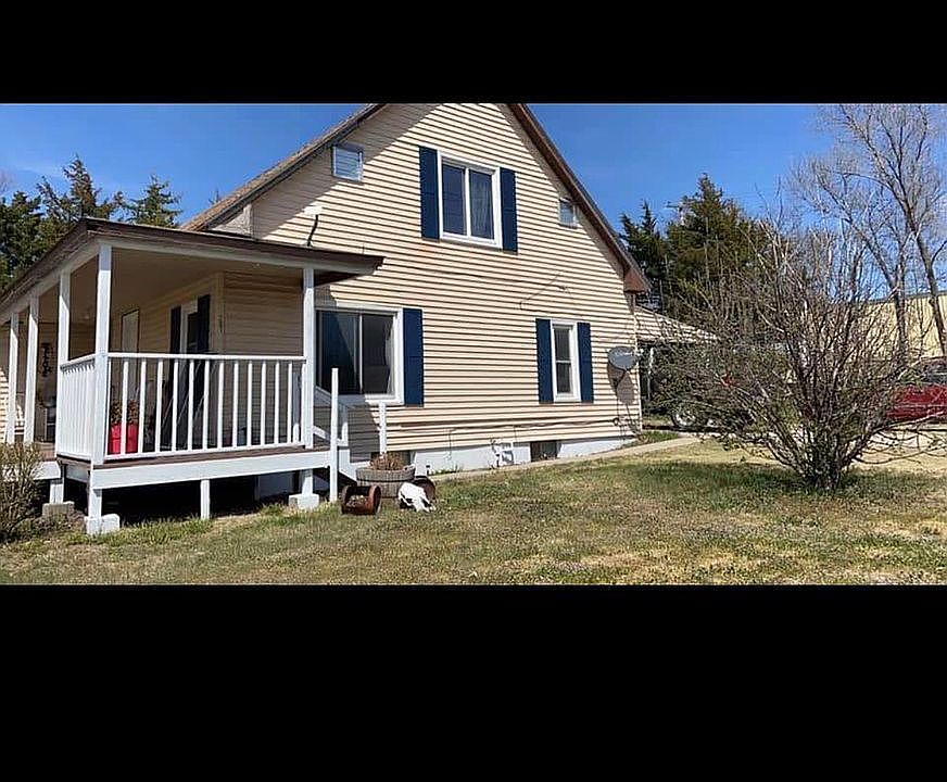 1st image of 201 N Ingalls Ave