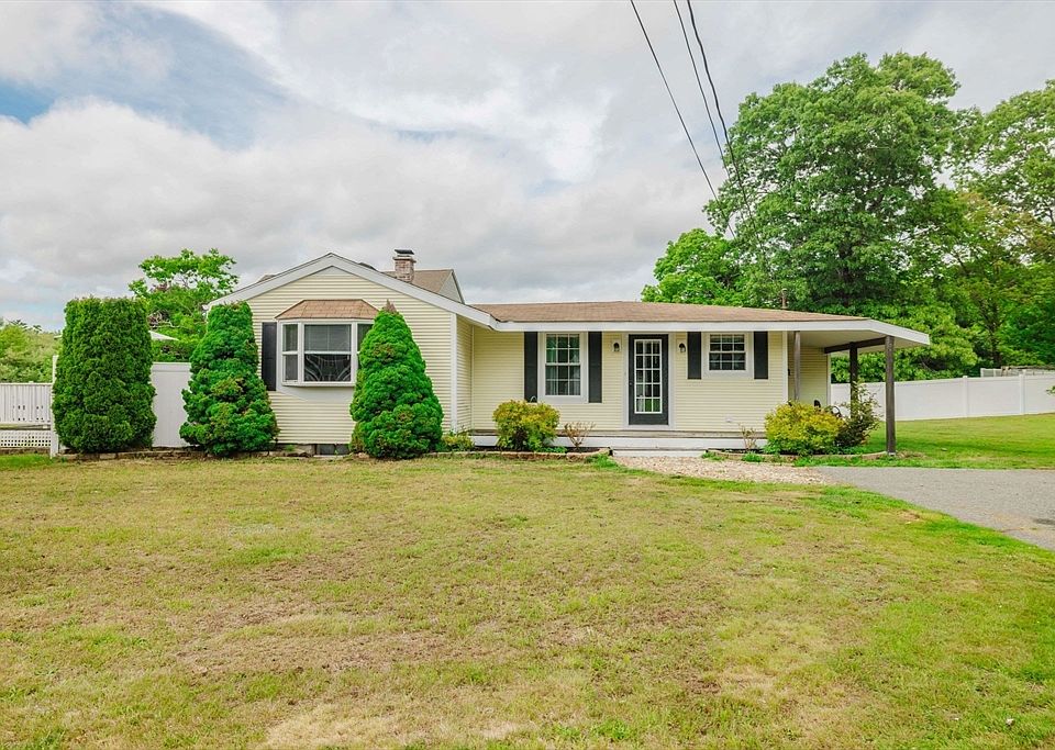1st image of 160 Willis Ave