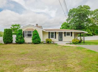 160 Willis Ave, Seekonk, MA 02771