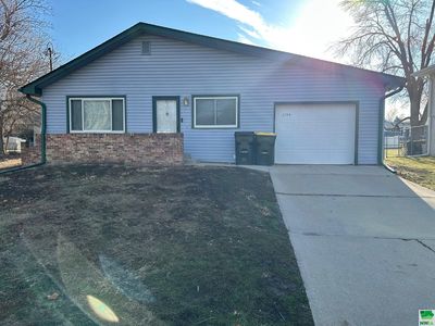 2724 S Saint Aubin St, Sioux City, IA, 51106
