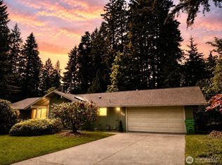 2320 Lakemoor Drive SW, Olympia, WA 98512