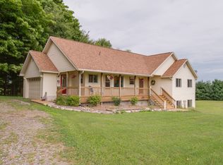 1562 Jack Henry Dr, Charlotte, MI