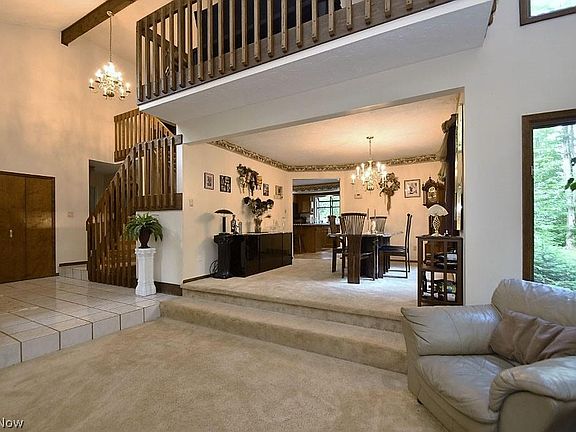 5th image of 17150 Penny Ln