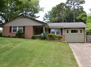 3924 Irvington Dr, Charlotte, NC 28205