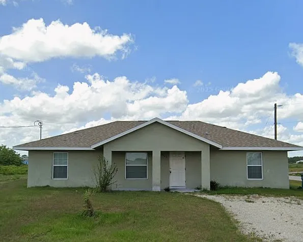9007 Meadow Cir