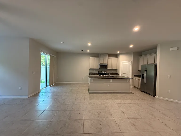 18236 Hunters Meadow Walk — Photo 4