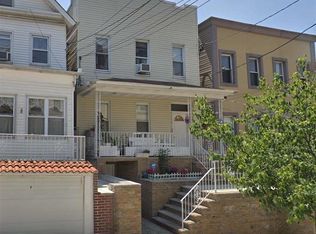 619 38th St, Union City, NJ 07087