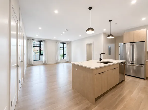 85 Myrtle St #107, Quincy, MA 02171
