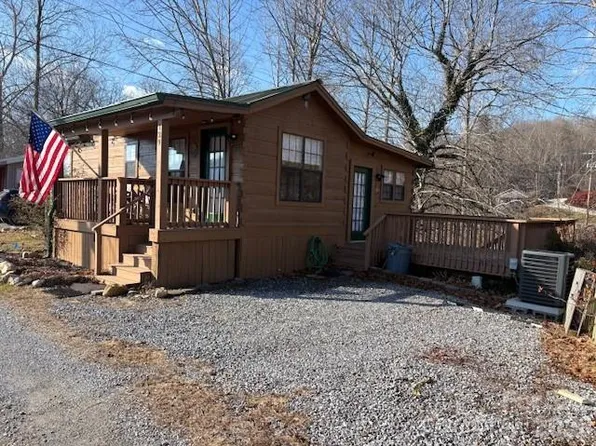 129 Mallard Loop, Waynesville, NC 28785