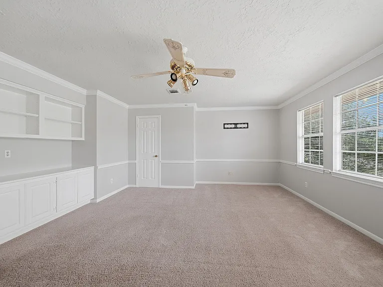 15122 Greenleaf Ln — Photo 28