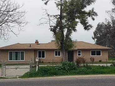1261 N Brawley Ave photo 1
