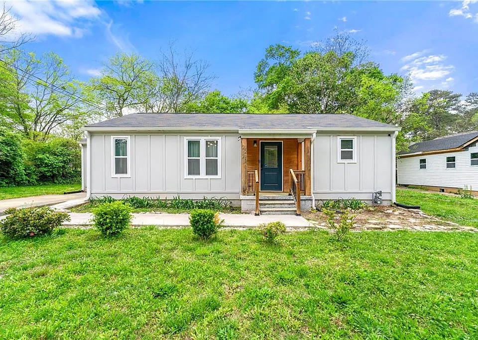 2222 Penelope St NW