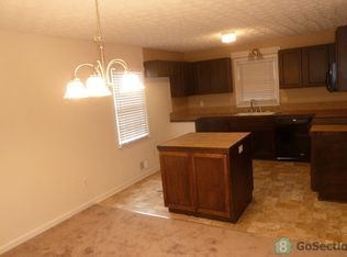 593 Teague Dr NW, Kennesaw, GA