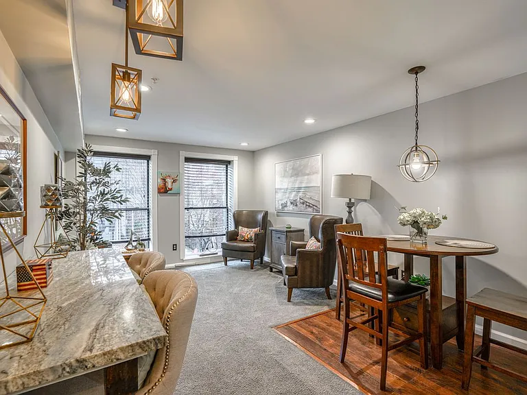 1714 Park Ave #307 — Photo 2