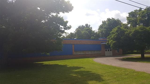 1st image of 2527 Helena Ave