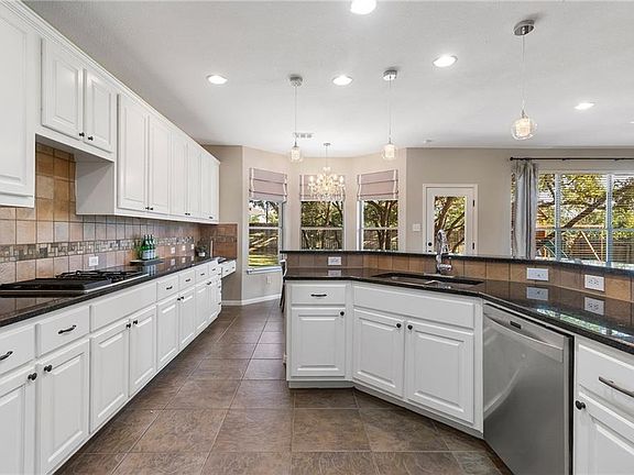 4th image of 11109 Claro Vista Cv