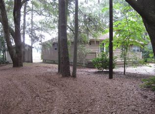 8658 Peters Point Rd, Edisto Island, SC 29438