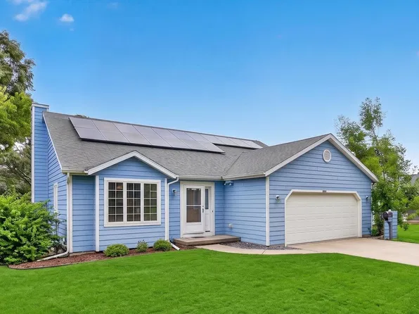 7862 W Oakbrook Cir, Madison, WI 53717