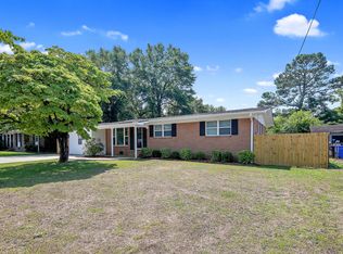 5217 Hornbeam Rd, Fayetteville, NC 28304