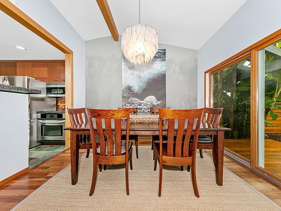 Dining area, table can seat 8 with extra leaf