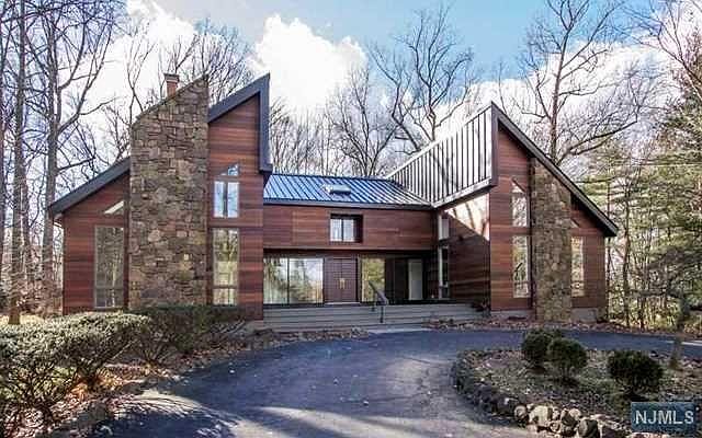 1st image of 229 Truman Dr