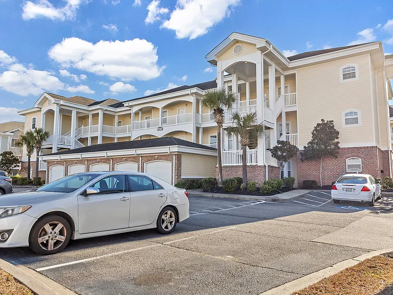 4872 Dahlia Ct #201 — Photo 23