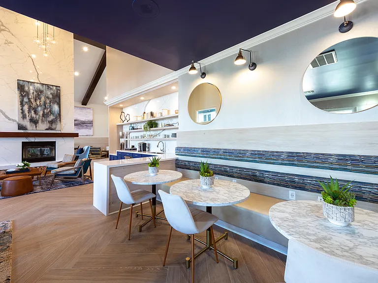 Clubhouse | Seating Area