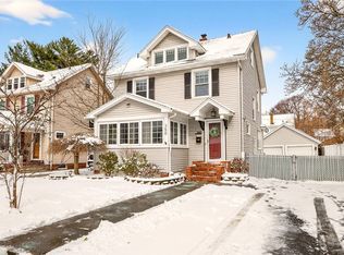 350 Farmington Rd, Rochester, NY 14609