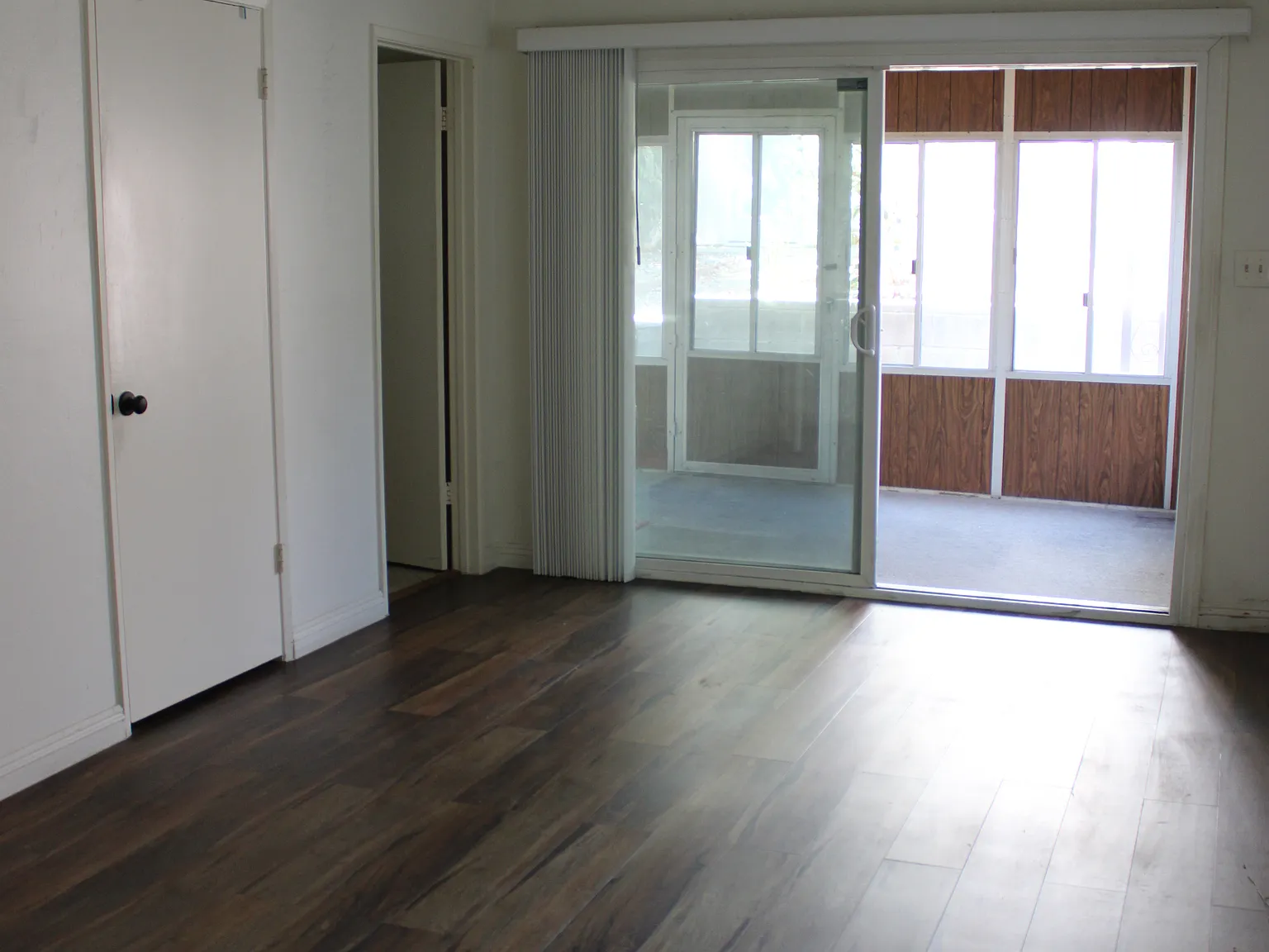 4 bed, 1254 sqft, $4,200 — Photo 4