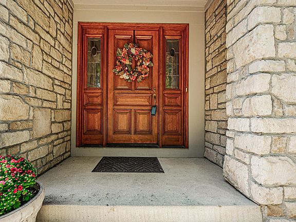 2nd image of 4169 Stoneroot Dr