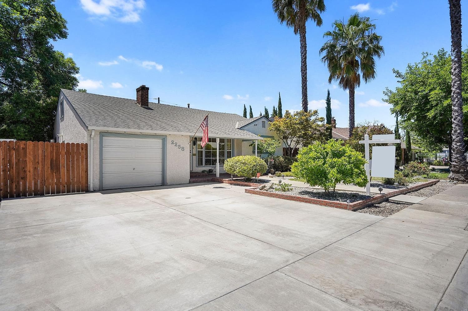 2258 24th Ave, Sacramento, CA 95822 | Zillow