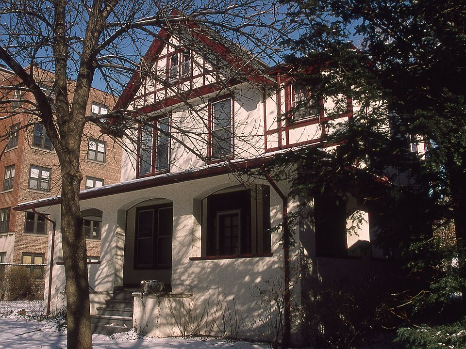 2nd image of 5113 S Woodlawn Ave