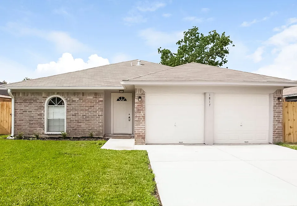 1817 Wren Dr