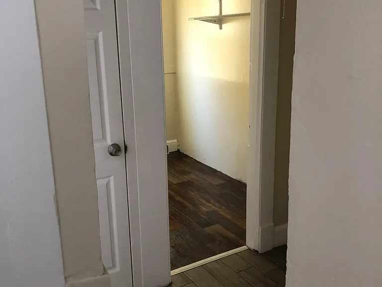 22 Webb St #1 — Photo 6