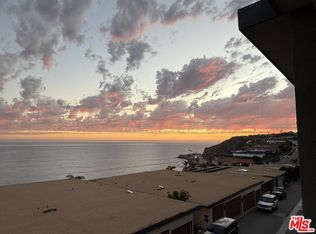 18071 Coastline Dr, Malibu, CA 90265