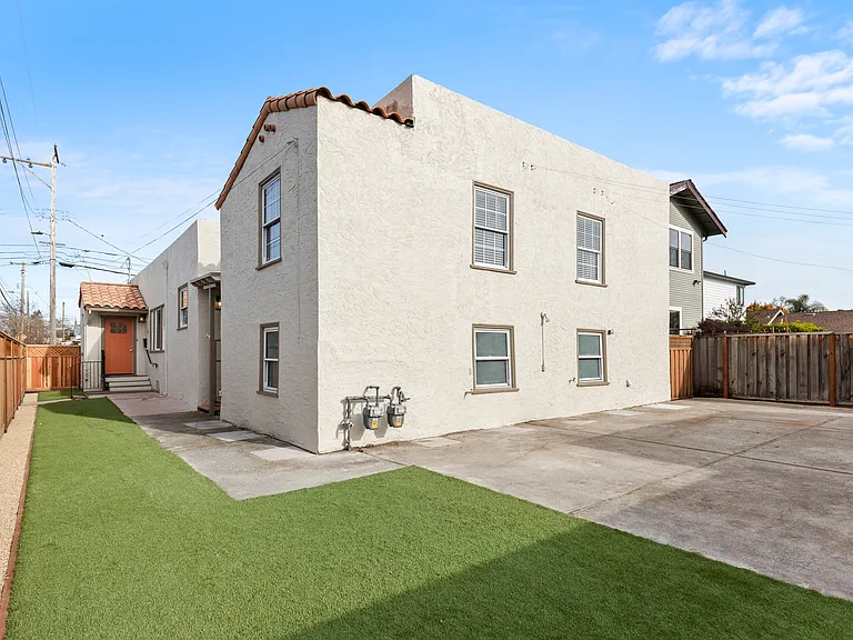 703 Cleveland St — Photo 21