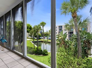 200 Waterway Drive S #309, Lantana, FL 33462