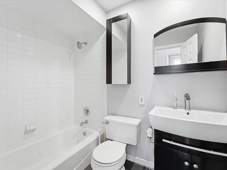 818 Jefferson St #3B — Photo 12