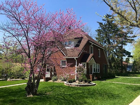3rd image of 2970 Lakeview Dr